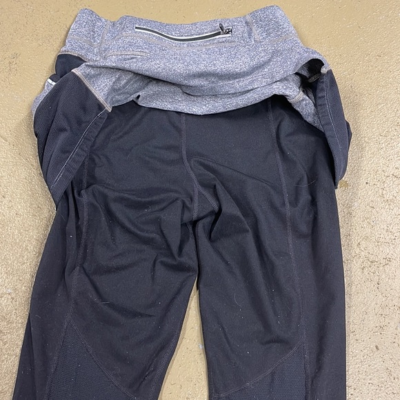 Athleta Be Free 2-In-1 Capri Skirted Leggings Combo Size Small - Picture 3 of 11